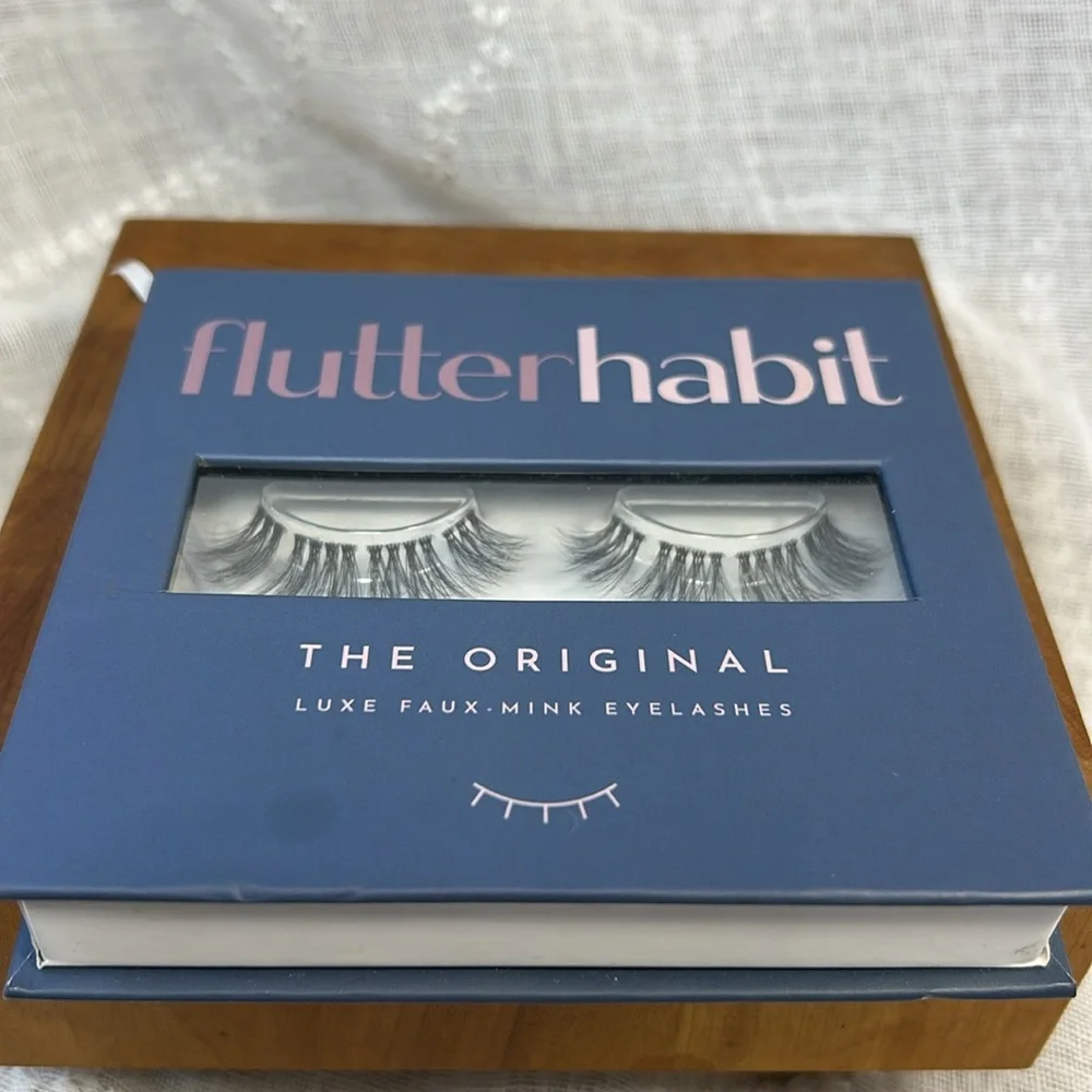 NWT Bundle of Bite, Estee Lauder, Stowaway, Jesse’s Girl, and eye lashes
